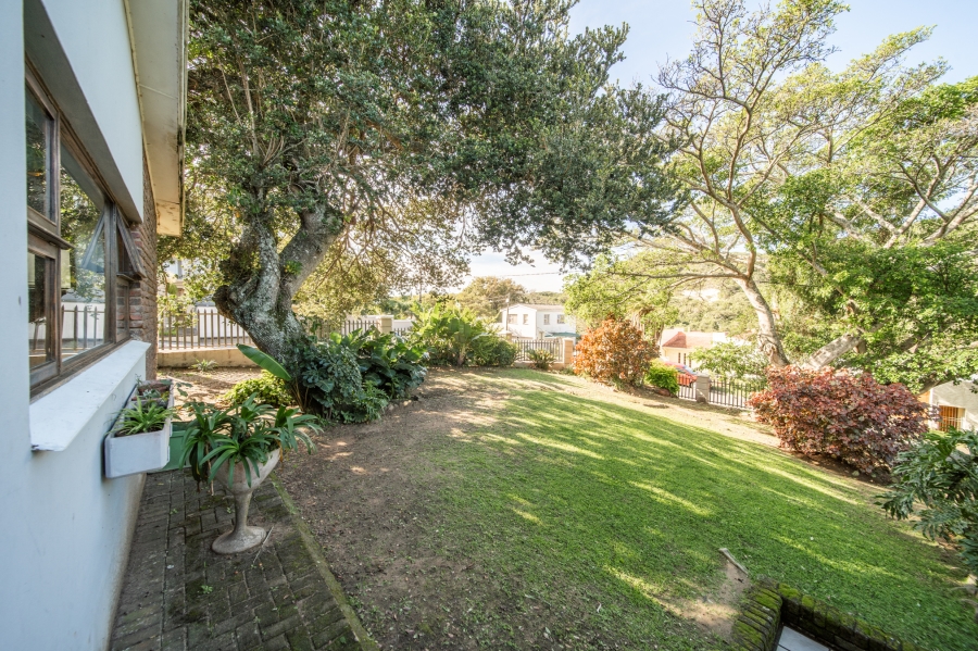 4 Bedroom Property for Sale in Bonza Bay Eastern Cape